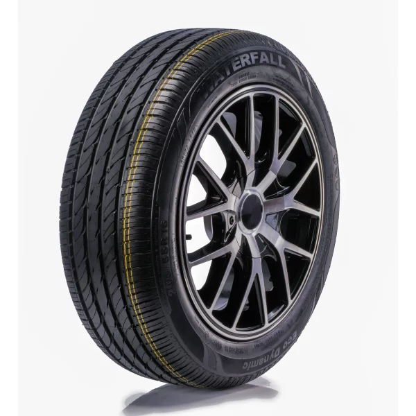 Eduardo Gonzalez -Waterfall Eco Dynamic 205/60R16 92